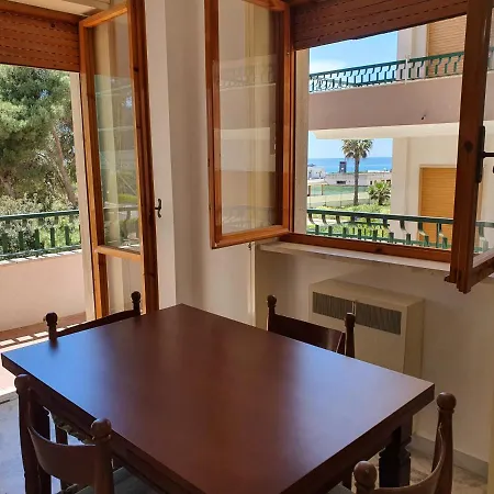 Fronte E Vista Mare Apartment